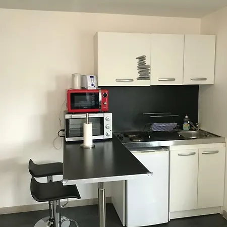 Appartement Grand Studio Proche Euroairport *